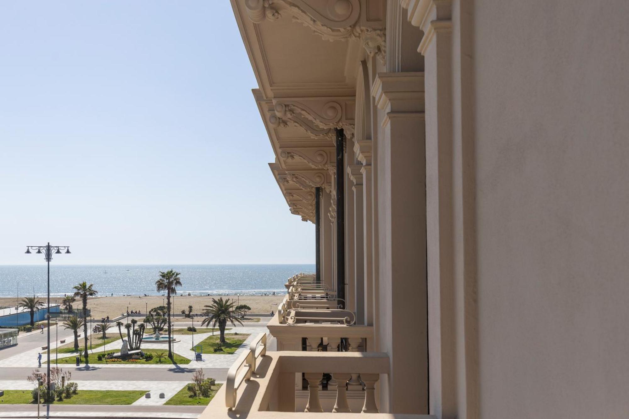 Gry hotel Principe di Piemonte Viareggio Exterior foto